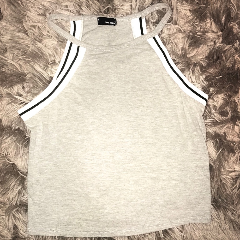 Wet Seal sleeveless gray crop top